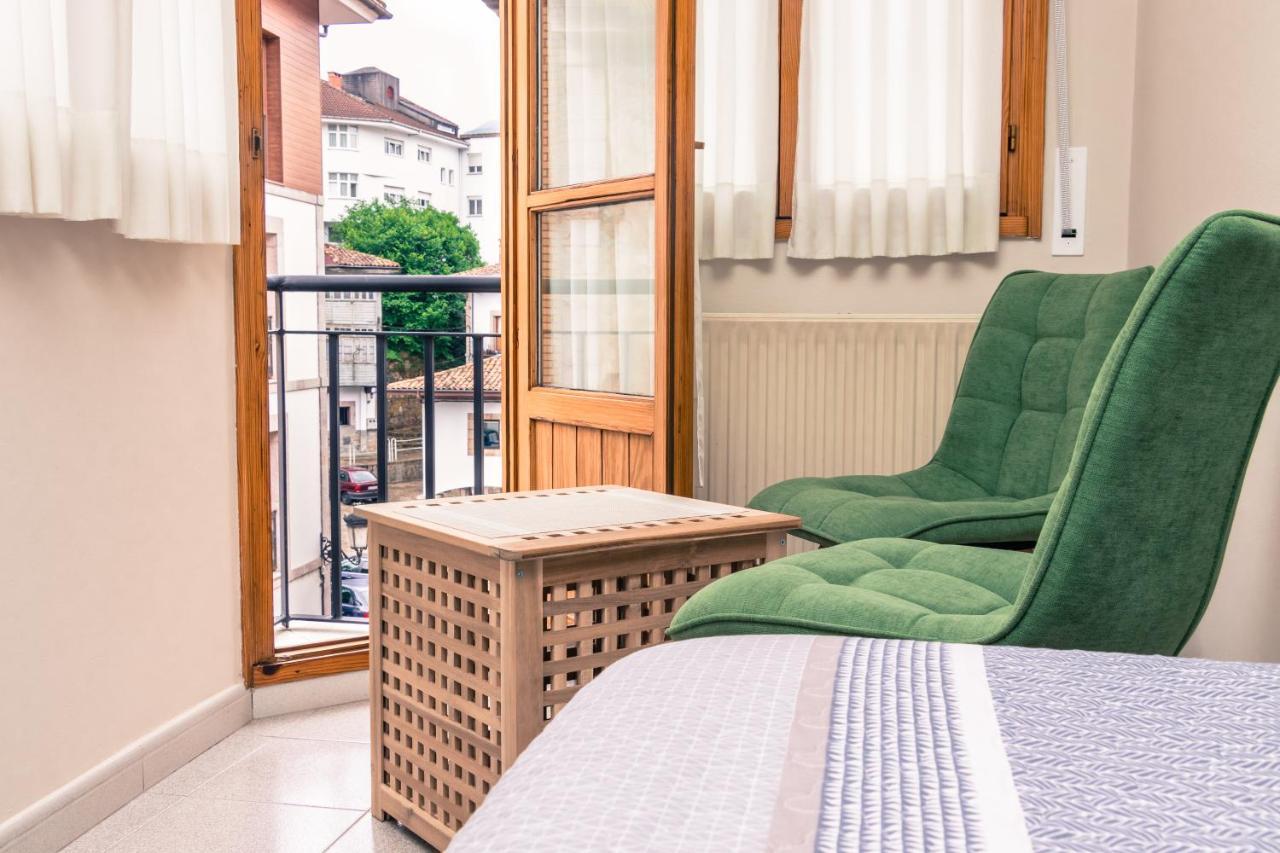 Hotel Plaza Onís Zewnętrze zdjęcie