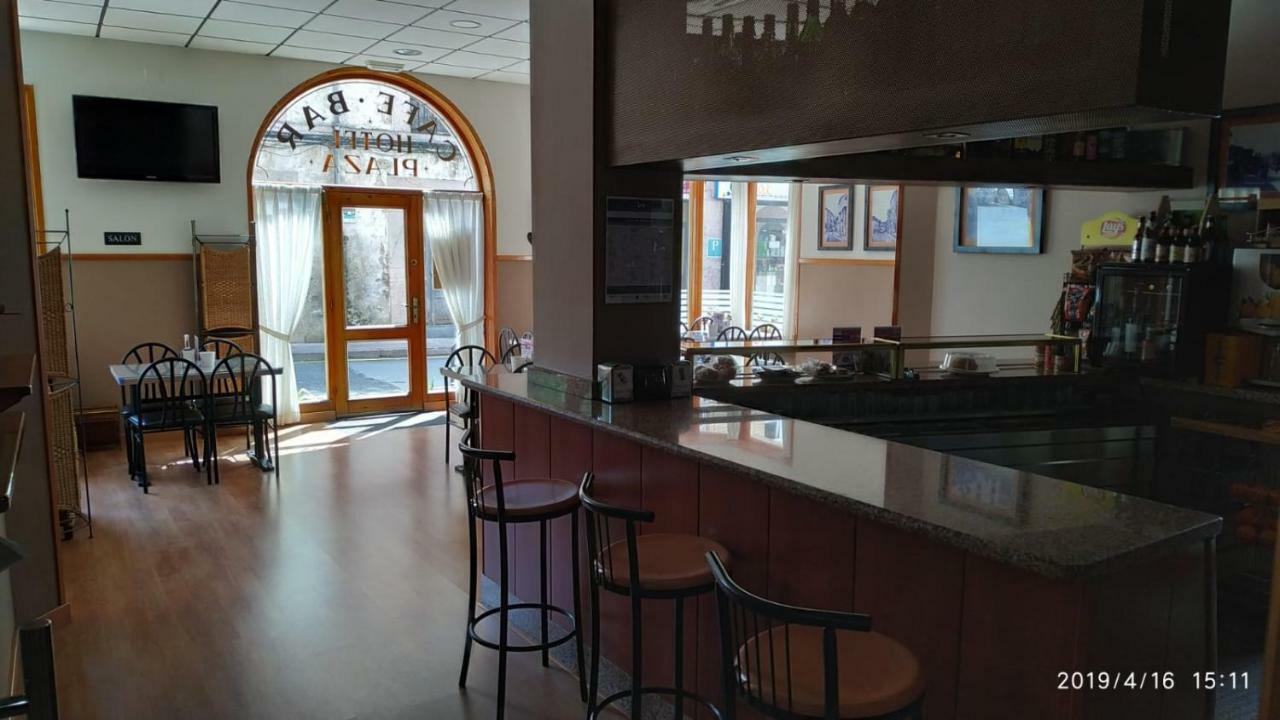 Hotel Plaza Onís Zewnętrze zdjęcie