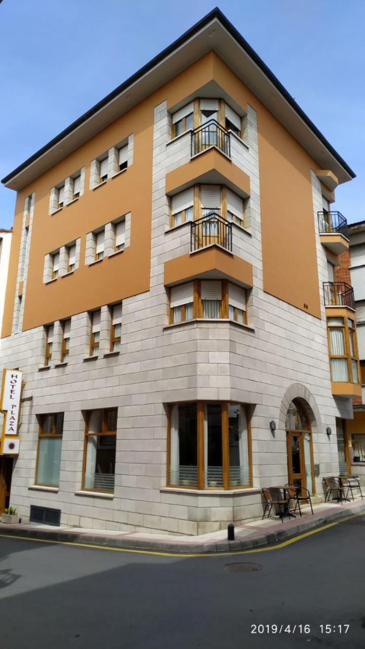 Hotel Plaza Onís Zewnętrze zdjęcie